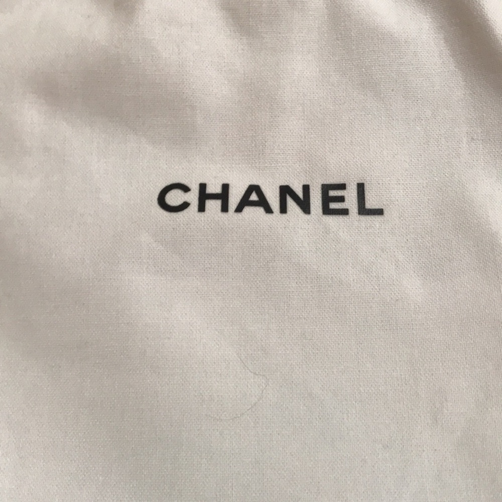 🌸NEW🌸 Chanel Drawstring Bag - Picture 3 of 7